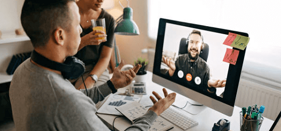 电脑显示屏的分类和保养方法，正确使用延长它的寿命