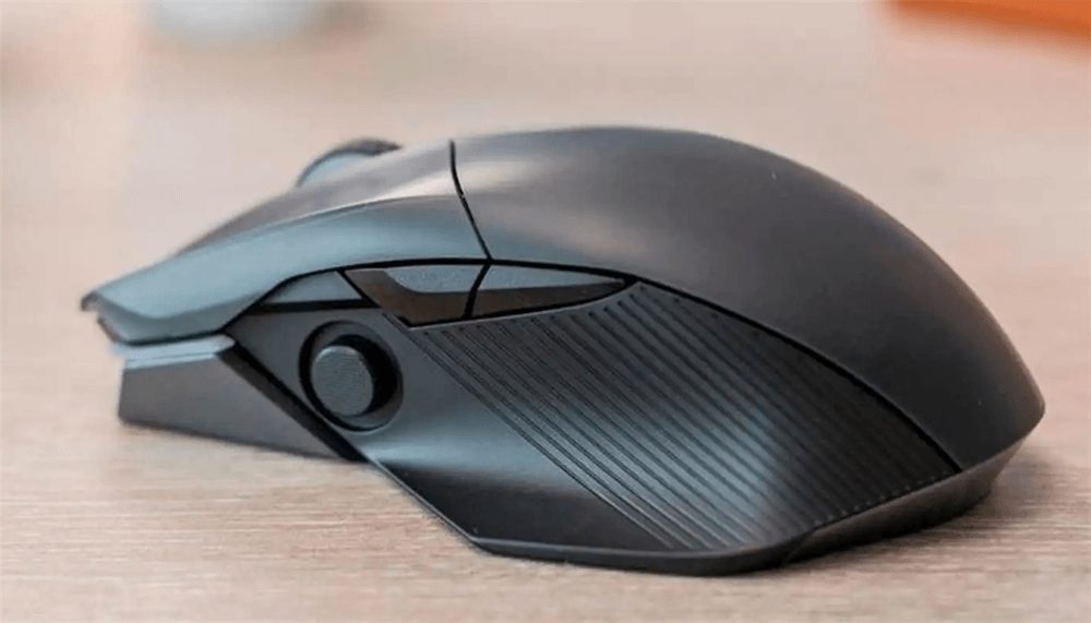 鼠标变得非常迟钝怎么办