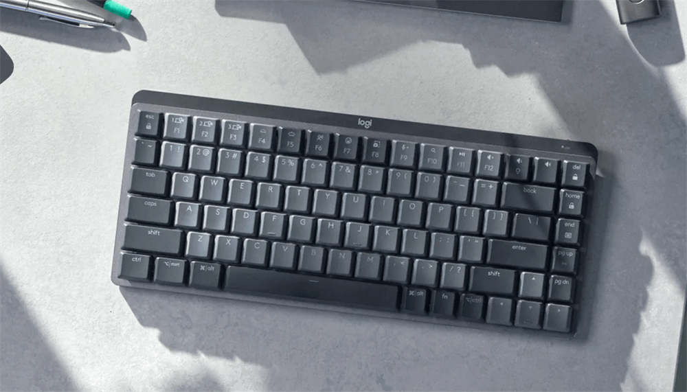 电脑键盘打字错乱怎么办