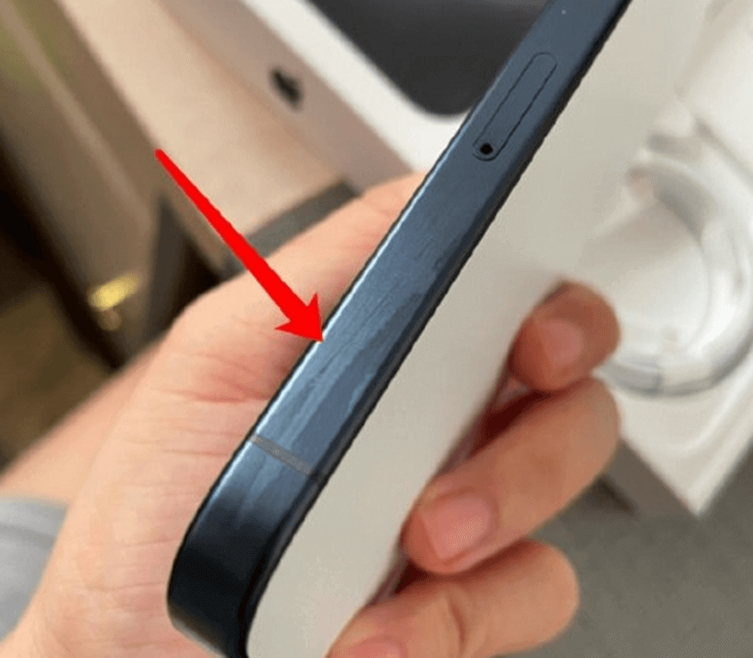 图片6.中框表面漆层被划.png 图片6.中框表面漆层被划.png