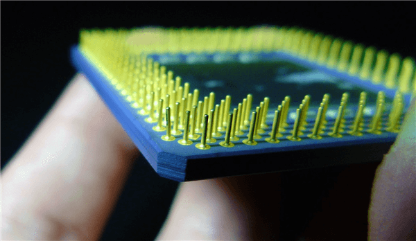 CPU针脚歪了怎么办？CPU针脚弯了没断，自己就能救回来