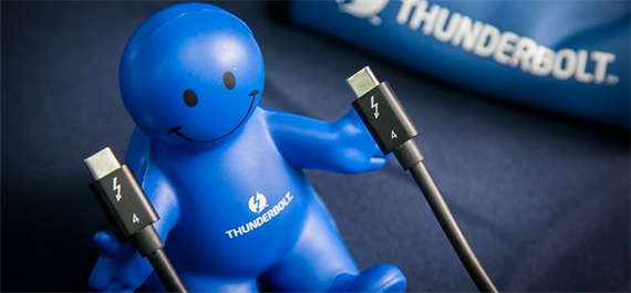 今年买电脑必备的雷电4，能让笔记本的游戏性能超过台式机？