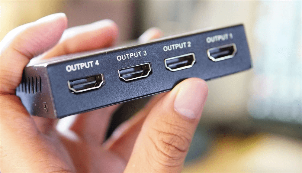 使用扩展坞或分线器 使用扩展坞或分线器