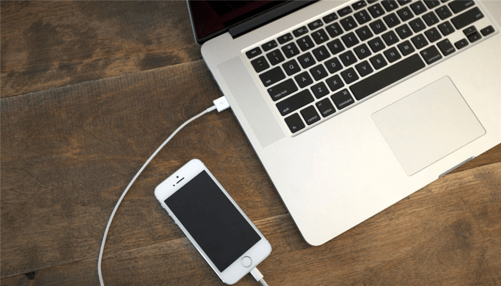 使用USB线把iPhone照片导入电脑 使用USB线把iPhone照片导入电脑