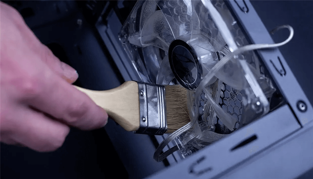 风道不畅或风扇卡顿 风道不畅或风扇卡顿