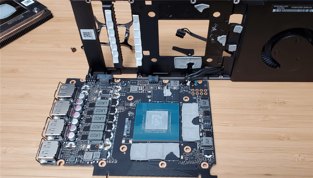 显卡风扇声音大嗡嗡响