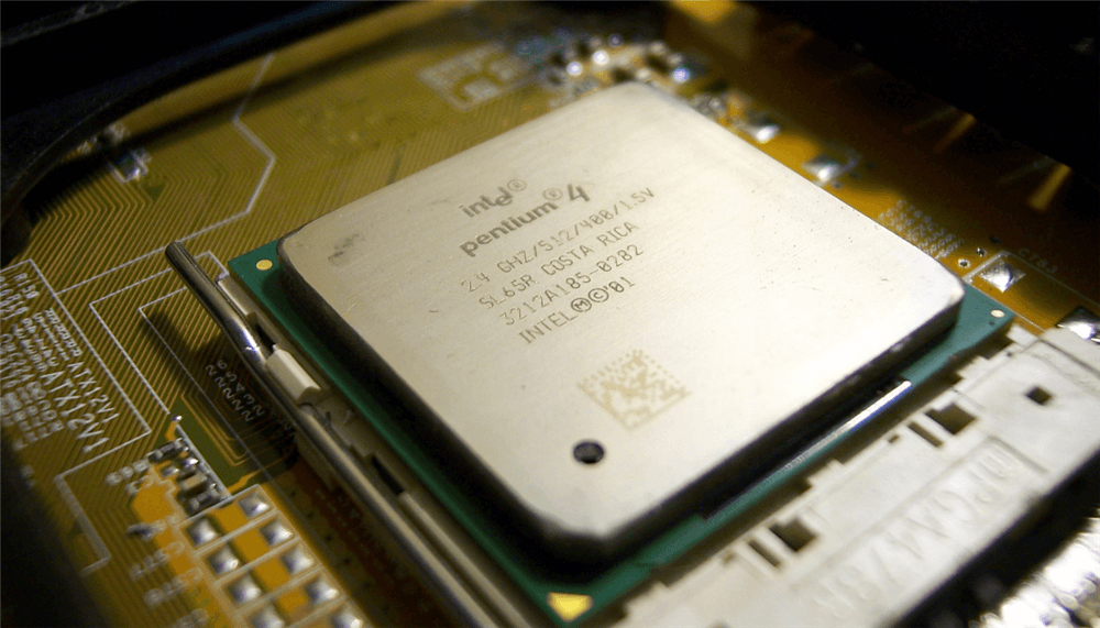 从Pentium II到Pentium 4:奔腾时代的辉煌和危机 从Pentium II到Pentium 4:奔腾时代的辉煌和危机