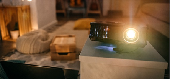 选择家用投影仪，记住看这些参数！