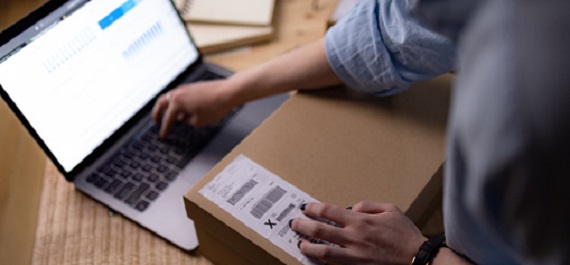 电脑电源怎么看多少W？电源供电跟不上这样解决