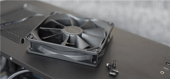 如何摘下来电脑风扇？散热风扇拆卸这些事得注意！