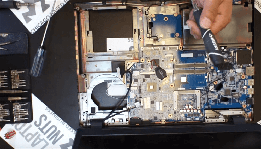 准系统笔记本和普通笔记本的区别