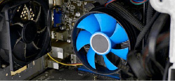 电脑风扇是向里吹还是向外吹？找对机箱风扇安装方向