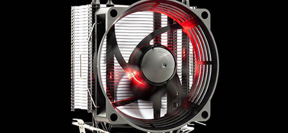 保持性能与稳定，电脑主机里面有几个风扇？