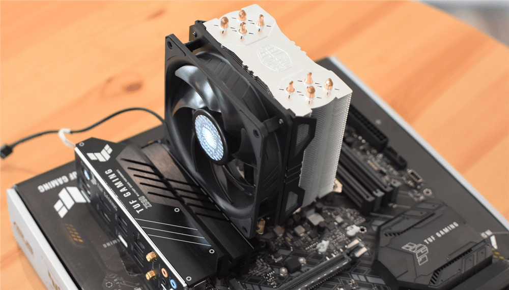 新电脑开机风扇转一下就停了的可能原因