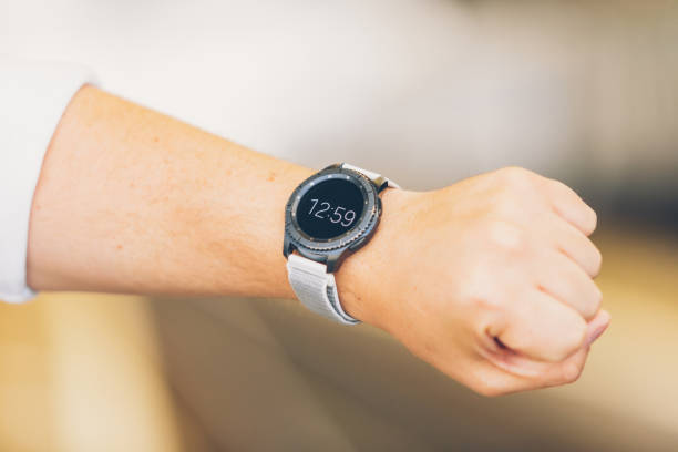 1.健康手环显示时间.jpg 1.健康手环显示时间.jpg