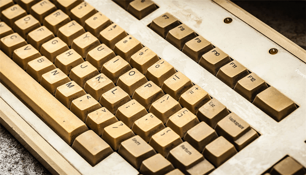 白色键盘用久了会不会变黄 白色键盘用久了会不会变黄