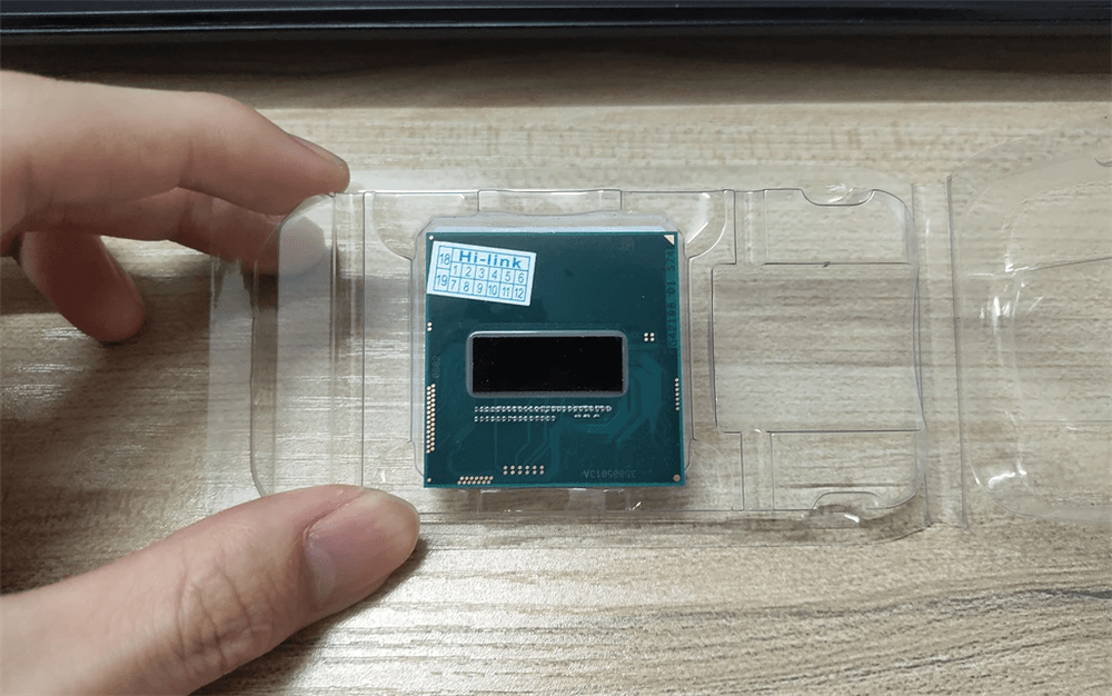 CPU底部标签用撕吗 CPU底部标签用撕吗