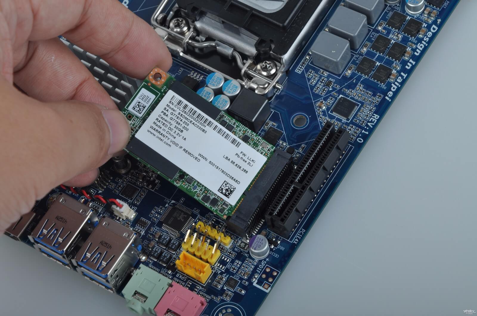 笔记本固态硬盘