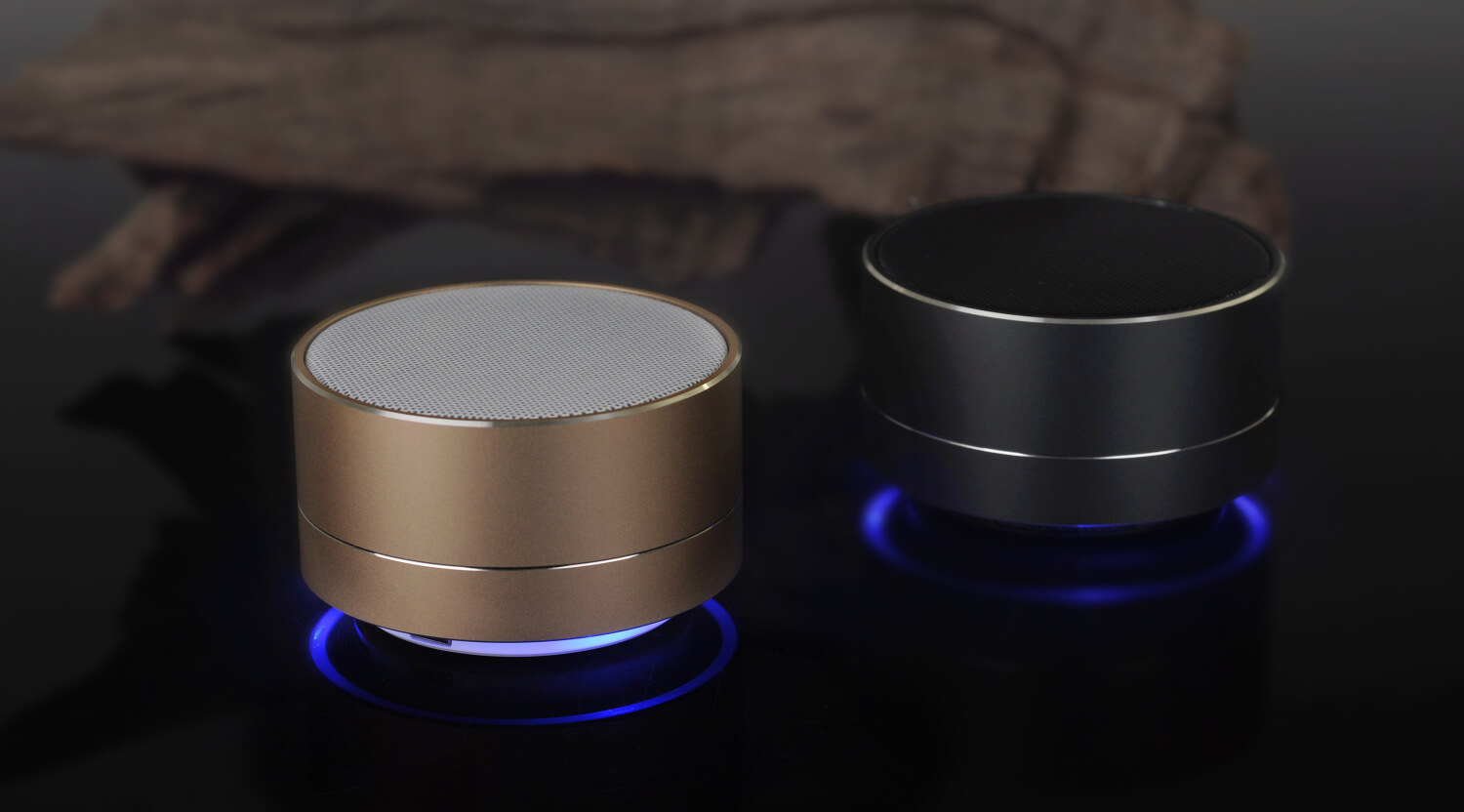 电脑便携音响.jpg 电脑便携音响.jpg