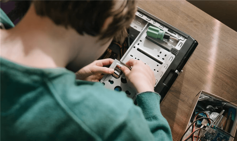 电脑静电会导致什么情况