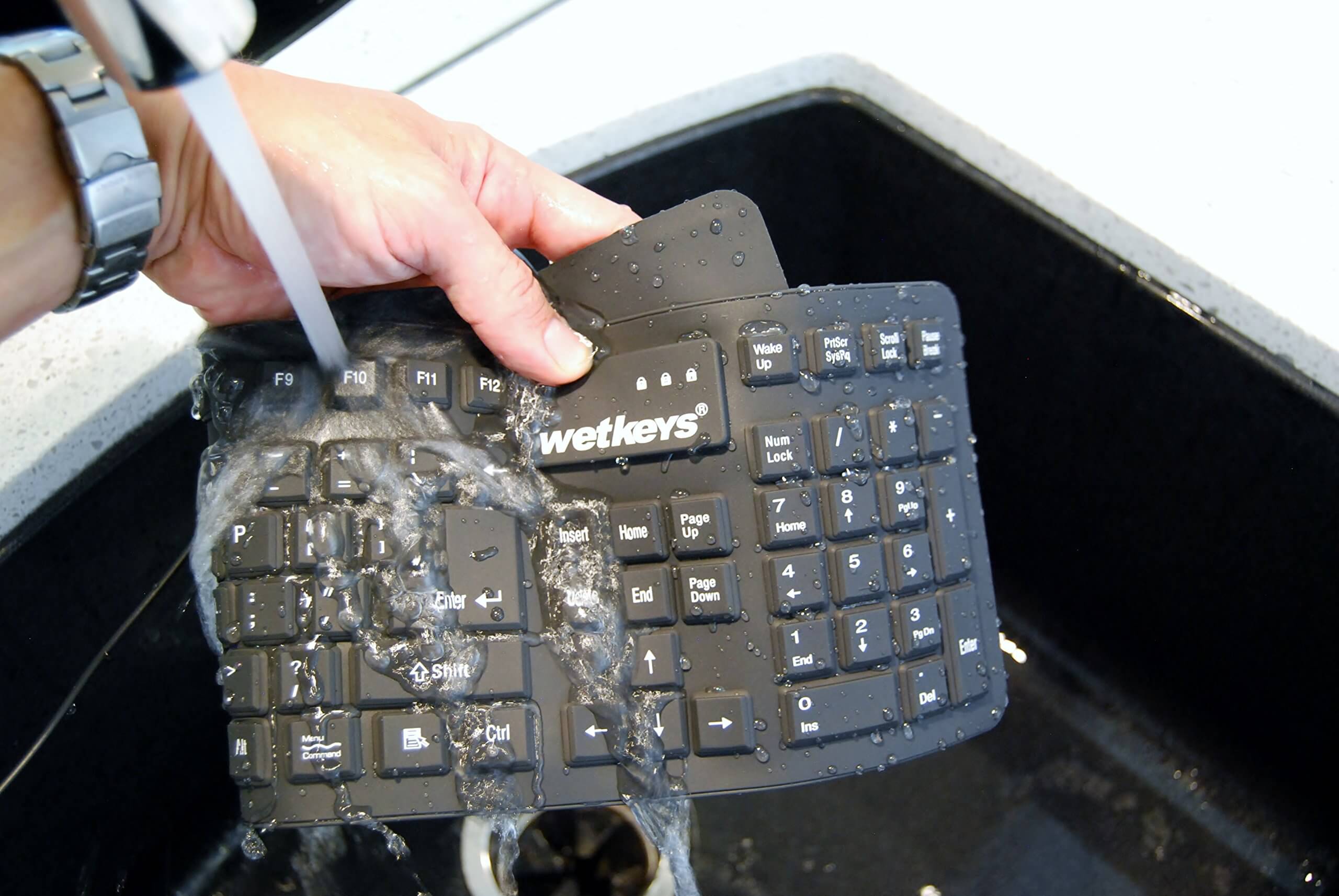 防水键盘1.jpg 防水键盘1.jpg