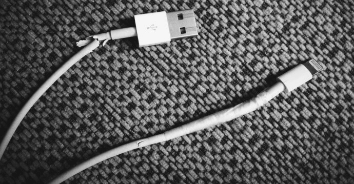 图片5.手机充电线损坏.png 图片5.手机充电线损坏.png