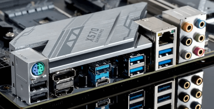 图片4.主板硬件插槽和接口.png 图片4.主板硬件插槽和接口.png