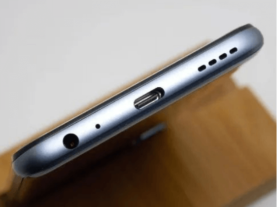 耳机接口 耳机接口