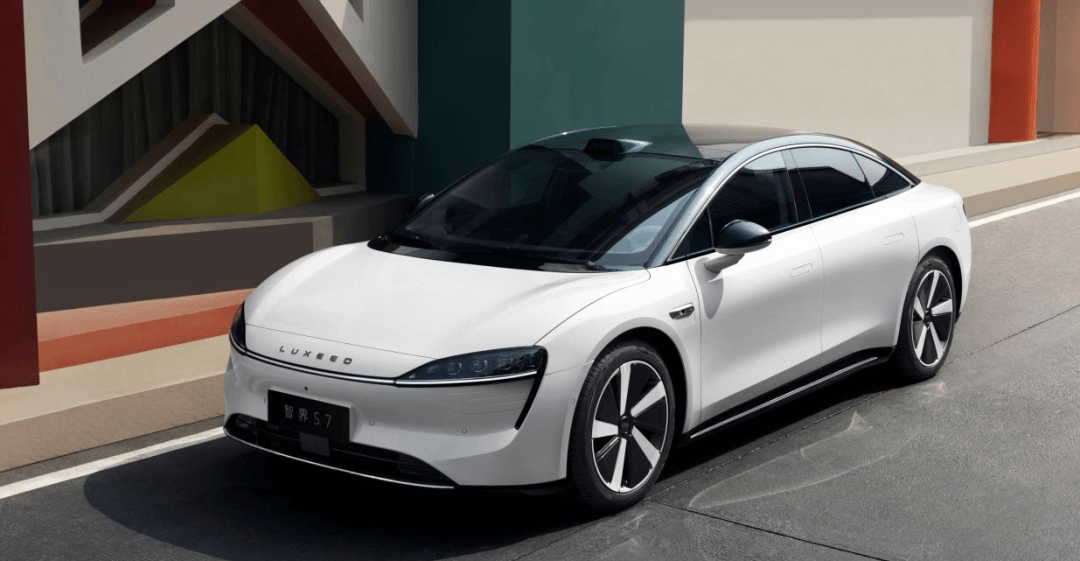 5.智界S7.png 5.智界S7.png