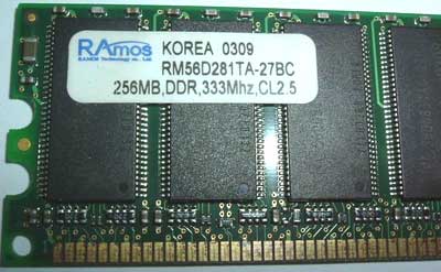 2.内存条金手指生锈.jpg 2.内存条金手指生锈.jpg