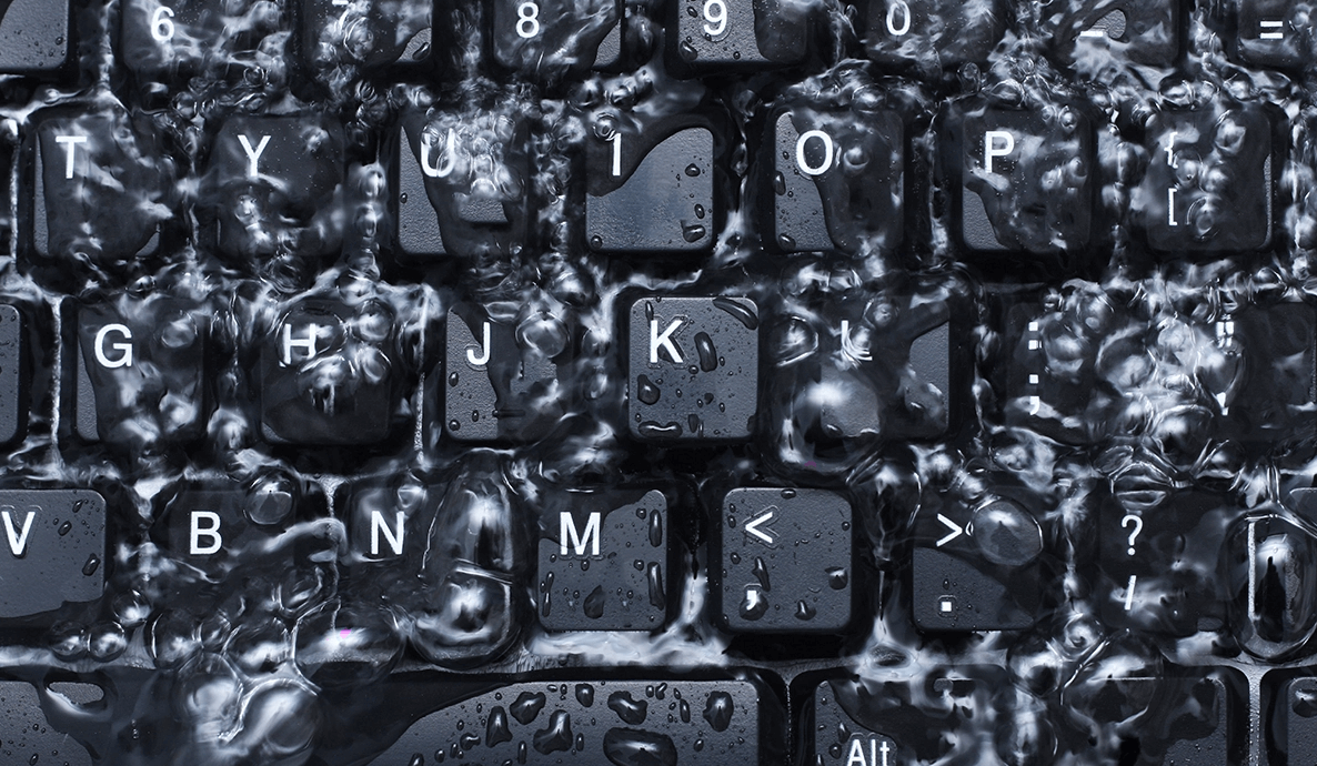 键盘进水了怎么办？分情况，不能一味等风干