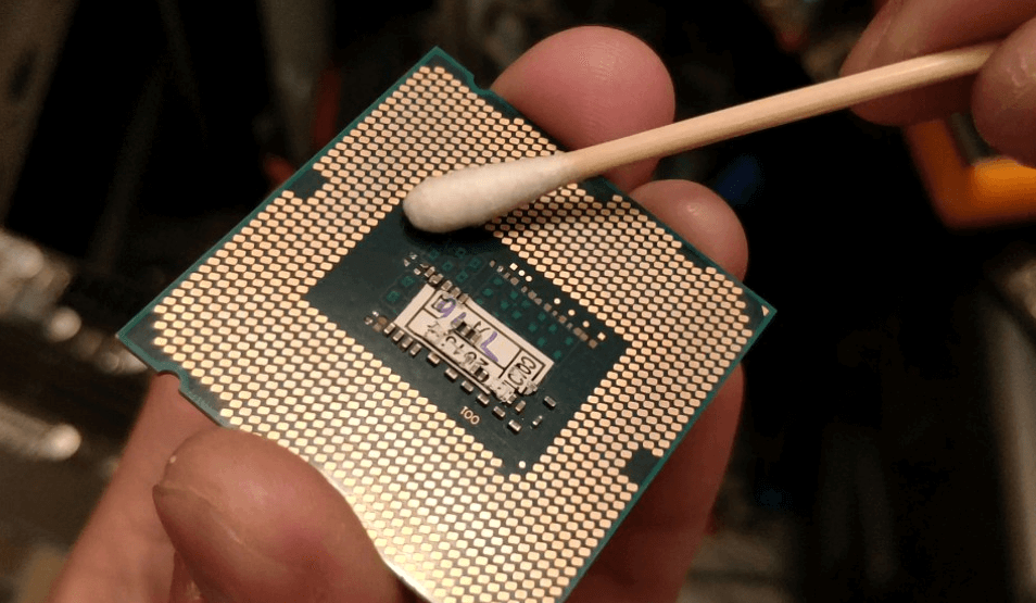 CPU底部标签用撕吗？可以，但是没必要