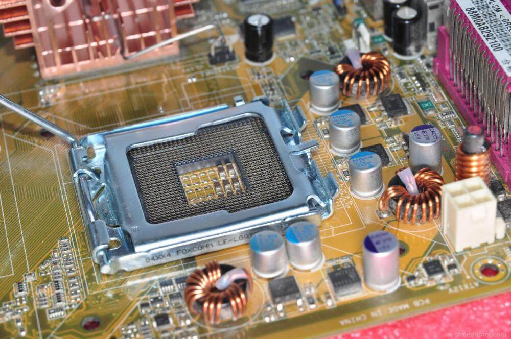 CPU 外频和倍频是什么？它们之间的关系是这样的