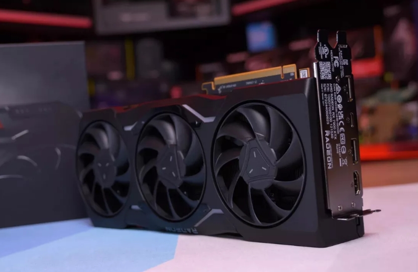AMD RX 8000 系显卡拉胯，7900 XTX 成最后一款旗舰