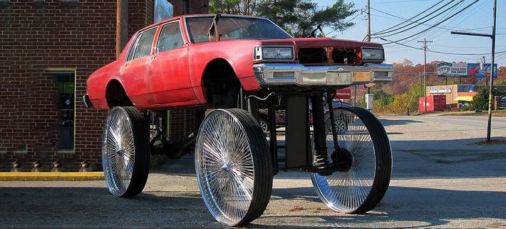 卷完新能源后，比亚迪要把汽车保险价格彻底打下来