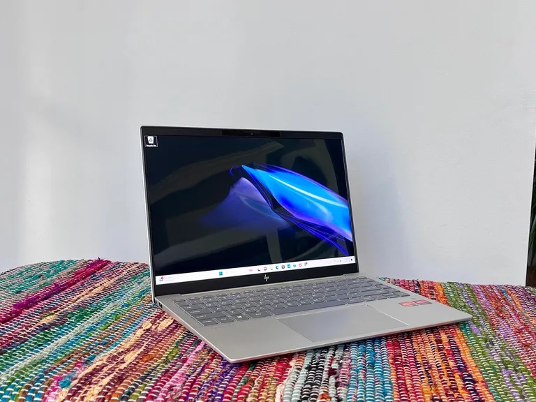 电脑自己怎么重装系统？根据网络状态可以选择不同的方法