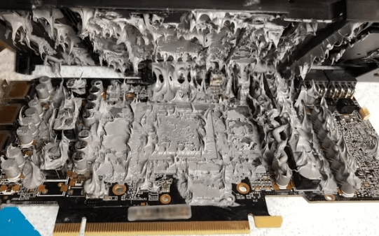 显卡温度高怎么处理？什么原因？没准原厂得背锅 