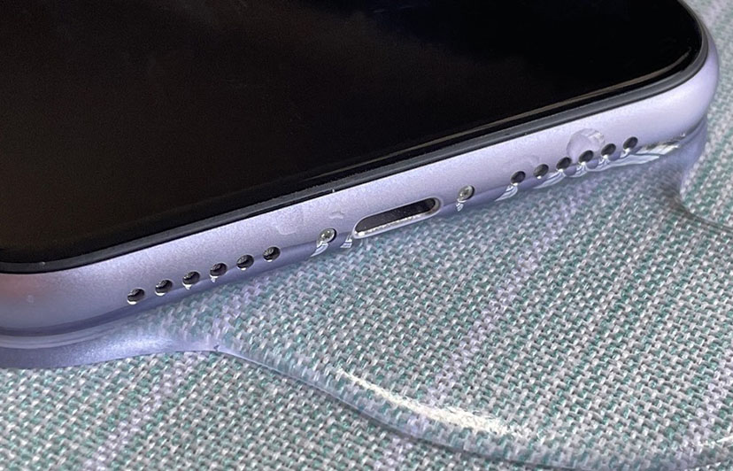 1.扬声器进水.jpg 1.扬声器进水.jpg