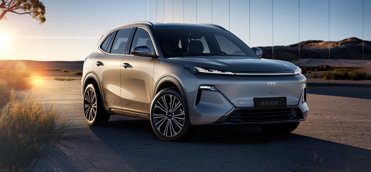 质疑到成为比亚迪，吉利雷神超级电混，续航超2200公里