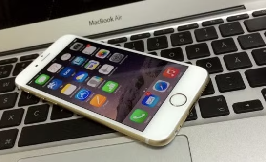 如何从电脑导入照片到iPhone？一根数据线+免费工具